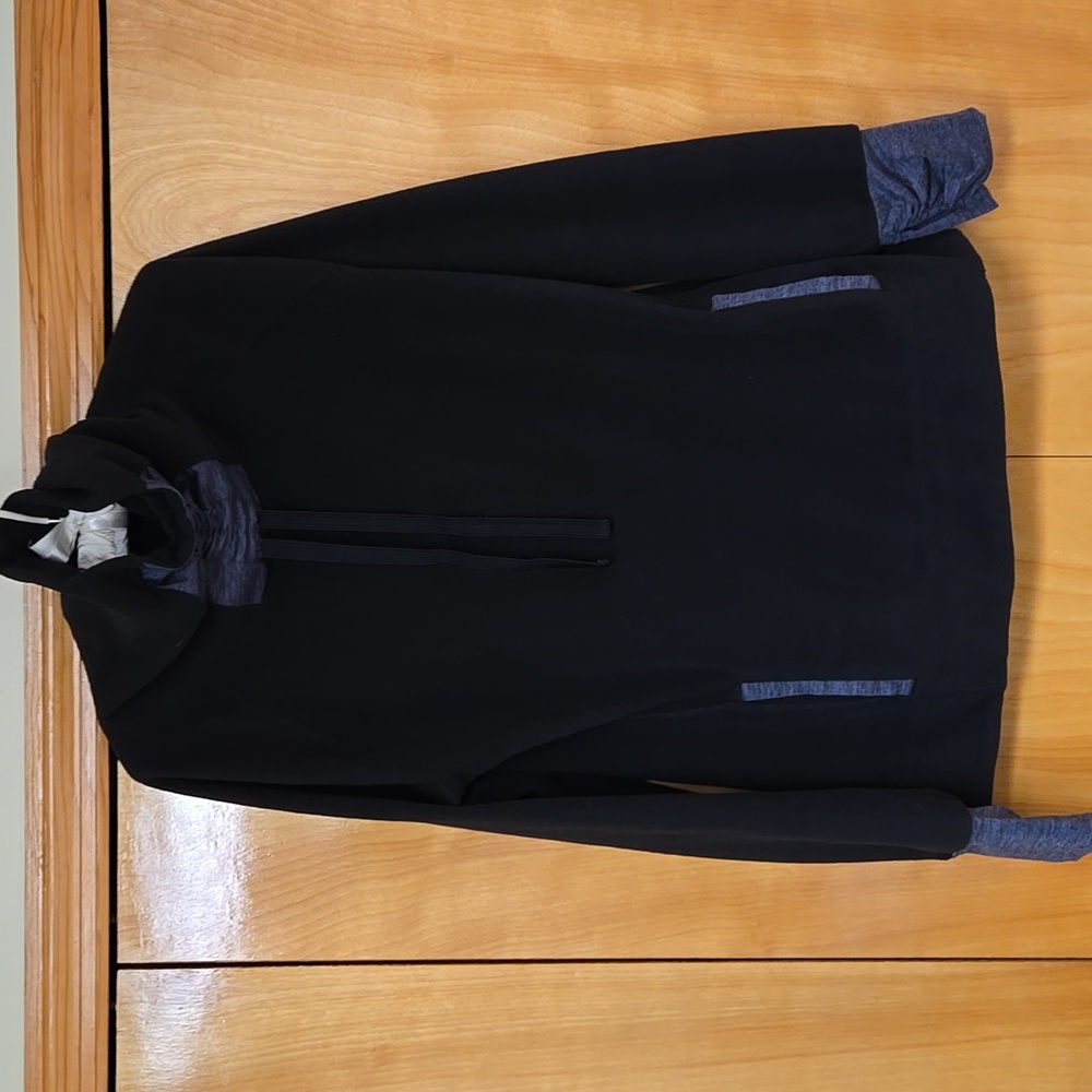 Super warm Old Navy Active XS funnel microfleece top Black Gray